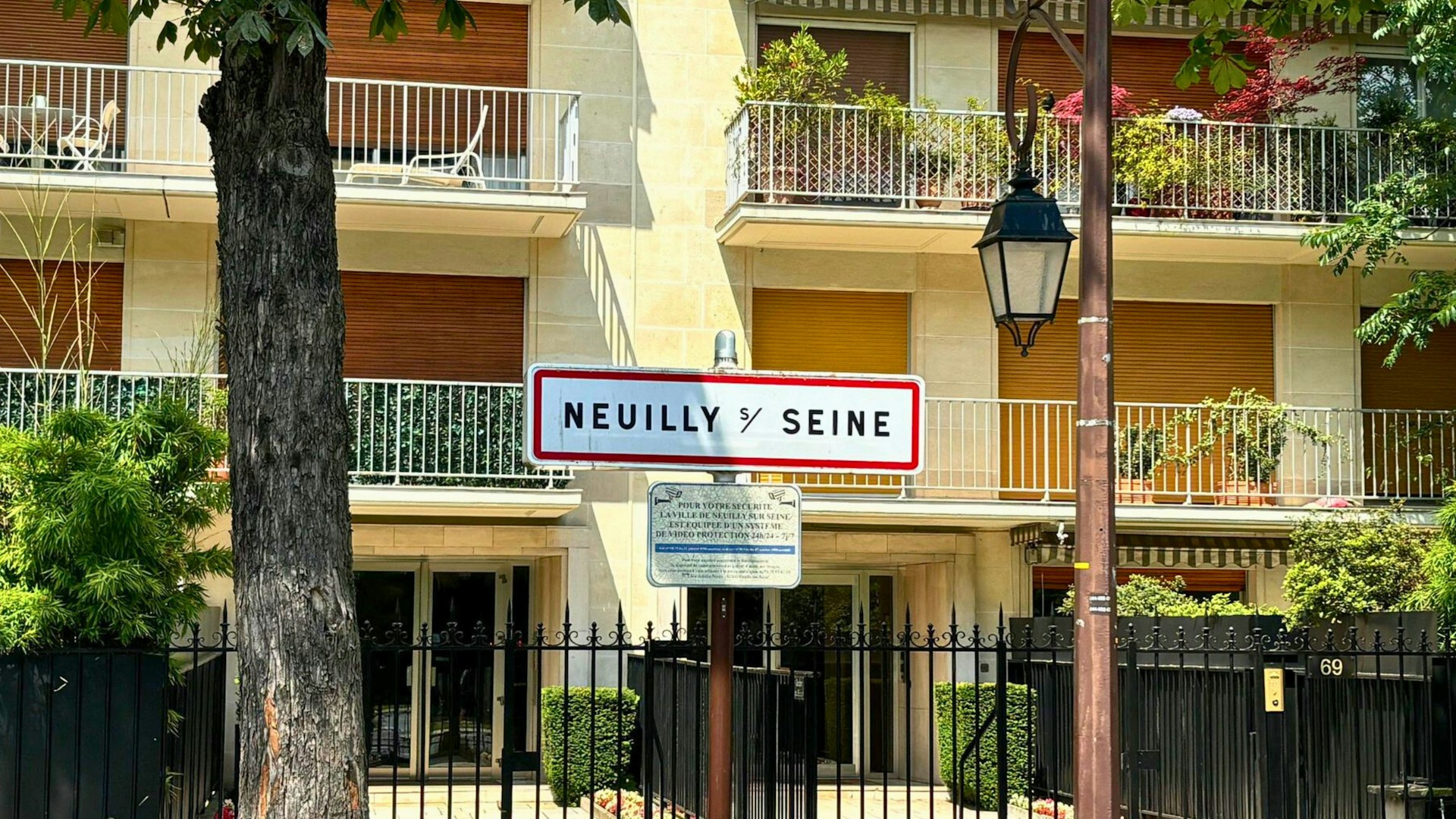Débarras d’appartement dans le 92 : Neuilly, Boulogne, Levallois et les spécificités du marché